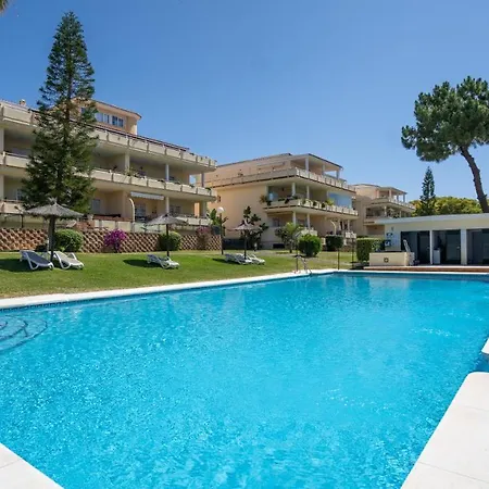 Mediterranean With Seaview, 365-day Open Pool And Walking Distance To The * Marbella