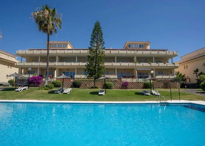 Seaview And Big Terrace Cabopino Апартаменты *